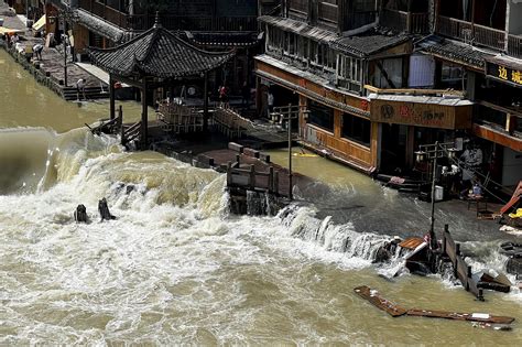 where are the floods in china